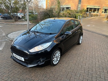 Used Ford Fiesta 2015 for sale - 77124280: Photo