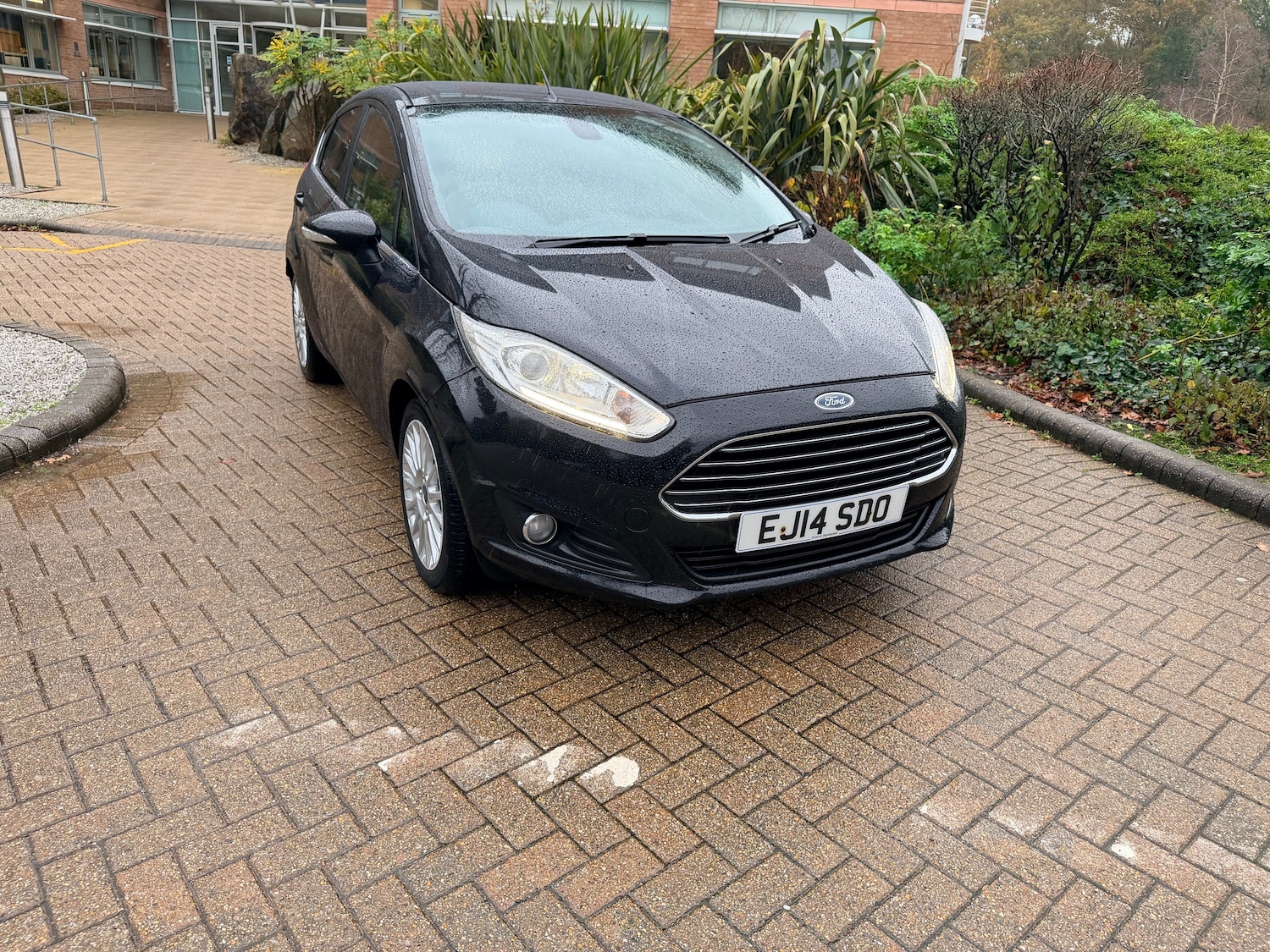 Used Ford Fiesta 2014 for sale - 77124293: Photo 2