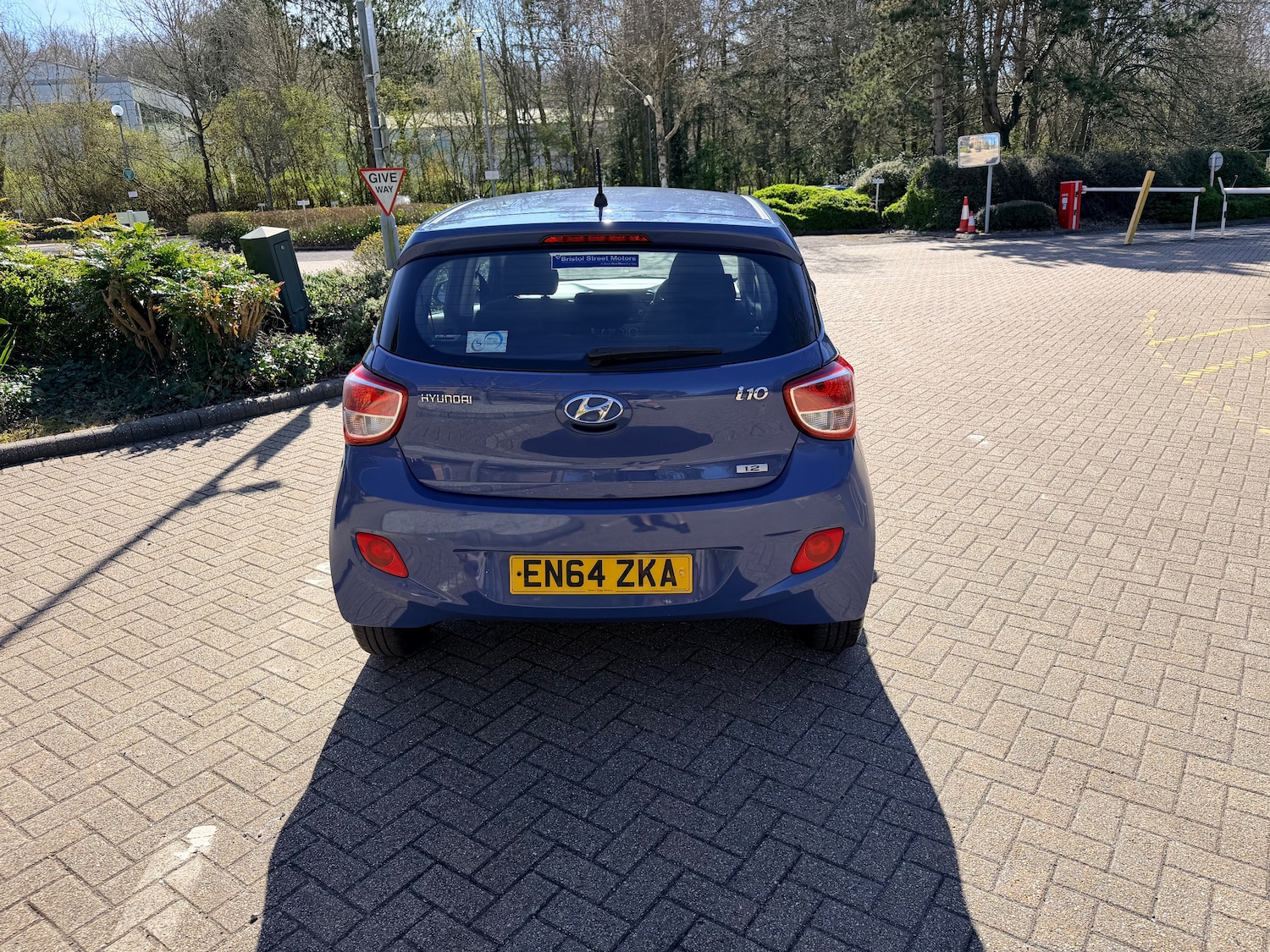 Used Hyundai i10 2015 for sale - 77976101: Photo 8