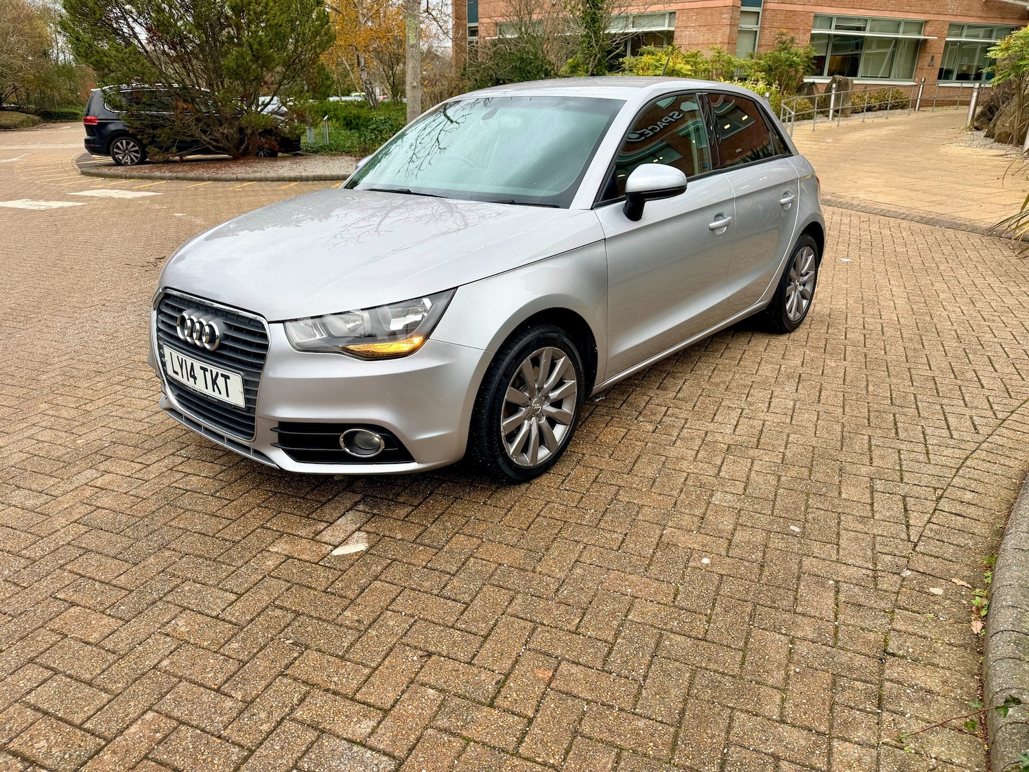 Used Audi A1 2014 for sale - 77124310: Photo 8