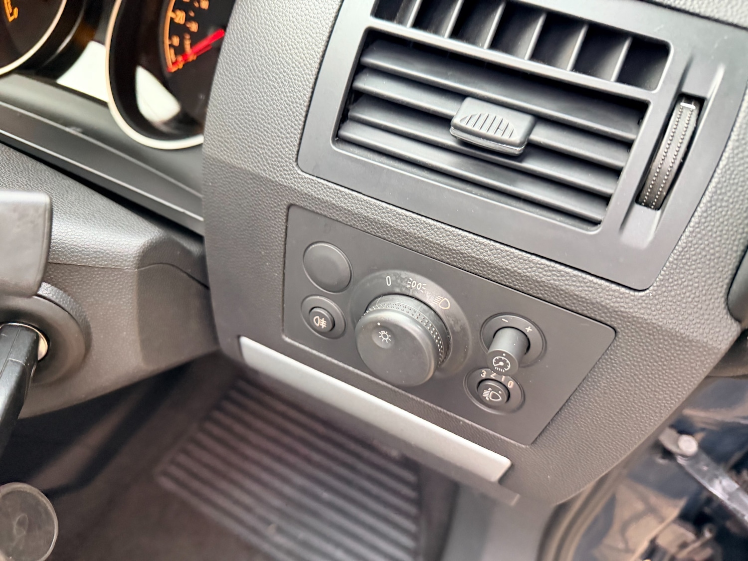 Used Vauxhall Zafira 2014 for sale - 77158062: Photo 19