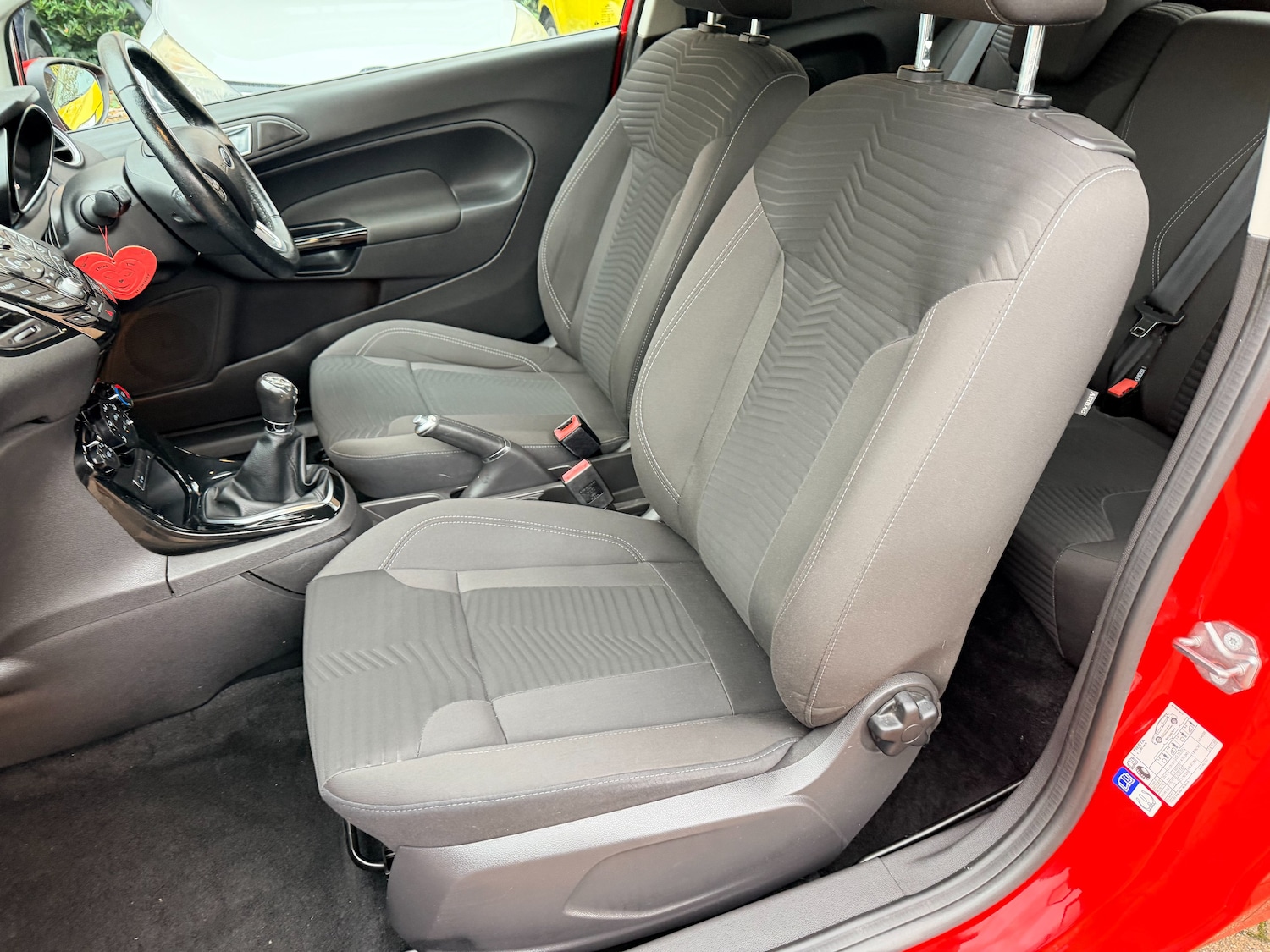 Used Ford Fiesta 2017 for sale - 77124305: Photo 17