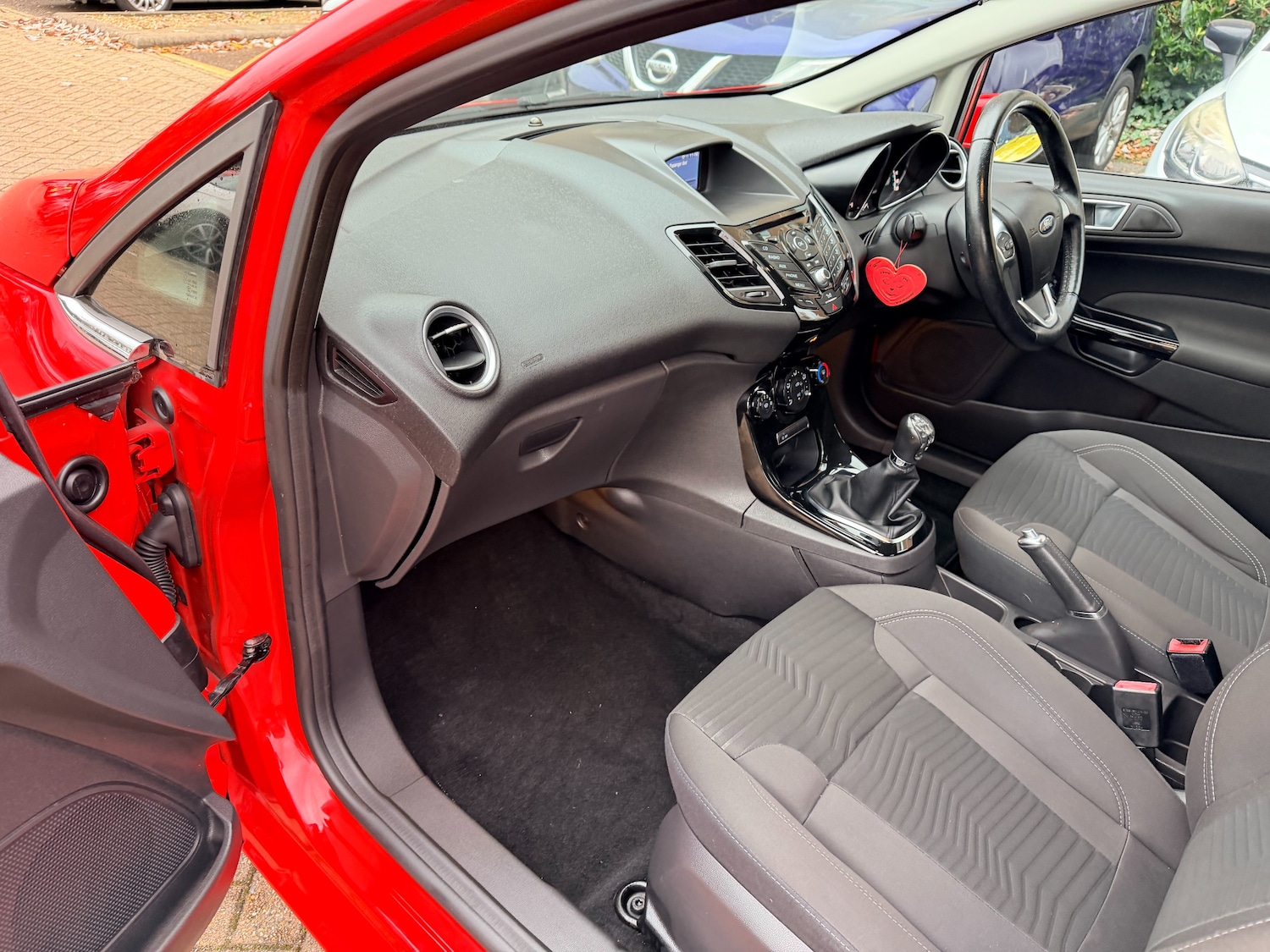 Used Ford Fiesta 2017 for sale - 77124305: Photo 18