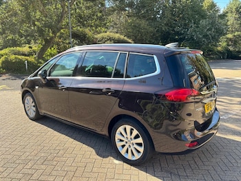 Used Vauxhall Zafira Tourer 2016 for sale - 79482841: Photo