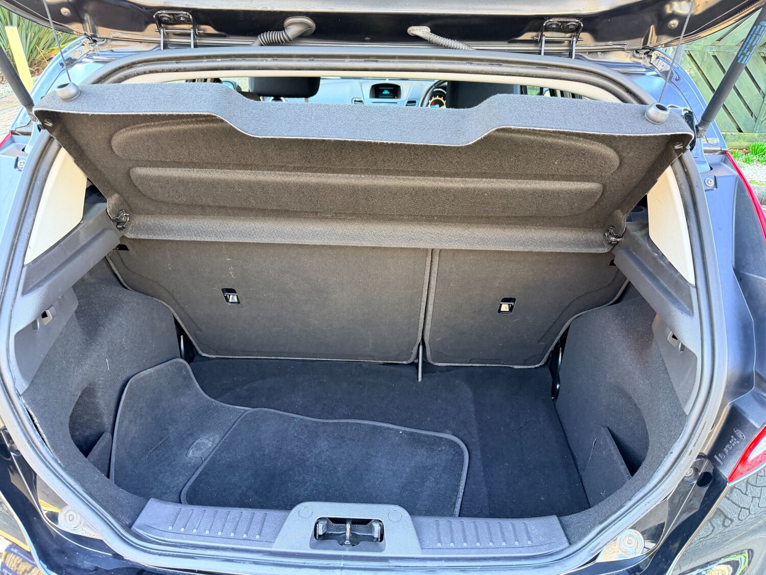 Used Ford Fiesta 2015 for sale - 77436331: Photo 20