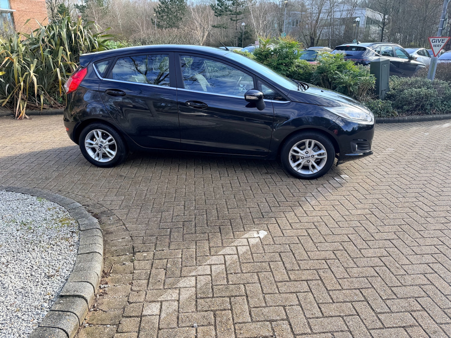 Used Ford Fiesta 2015 for sale - 77436331: Photo 5