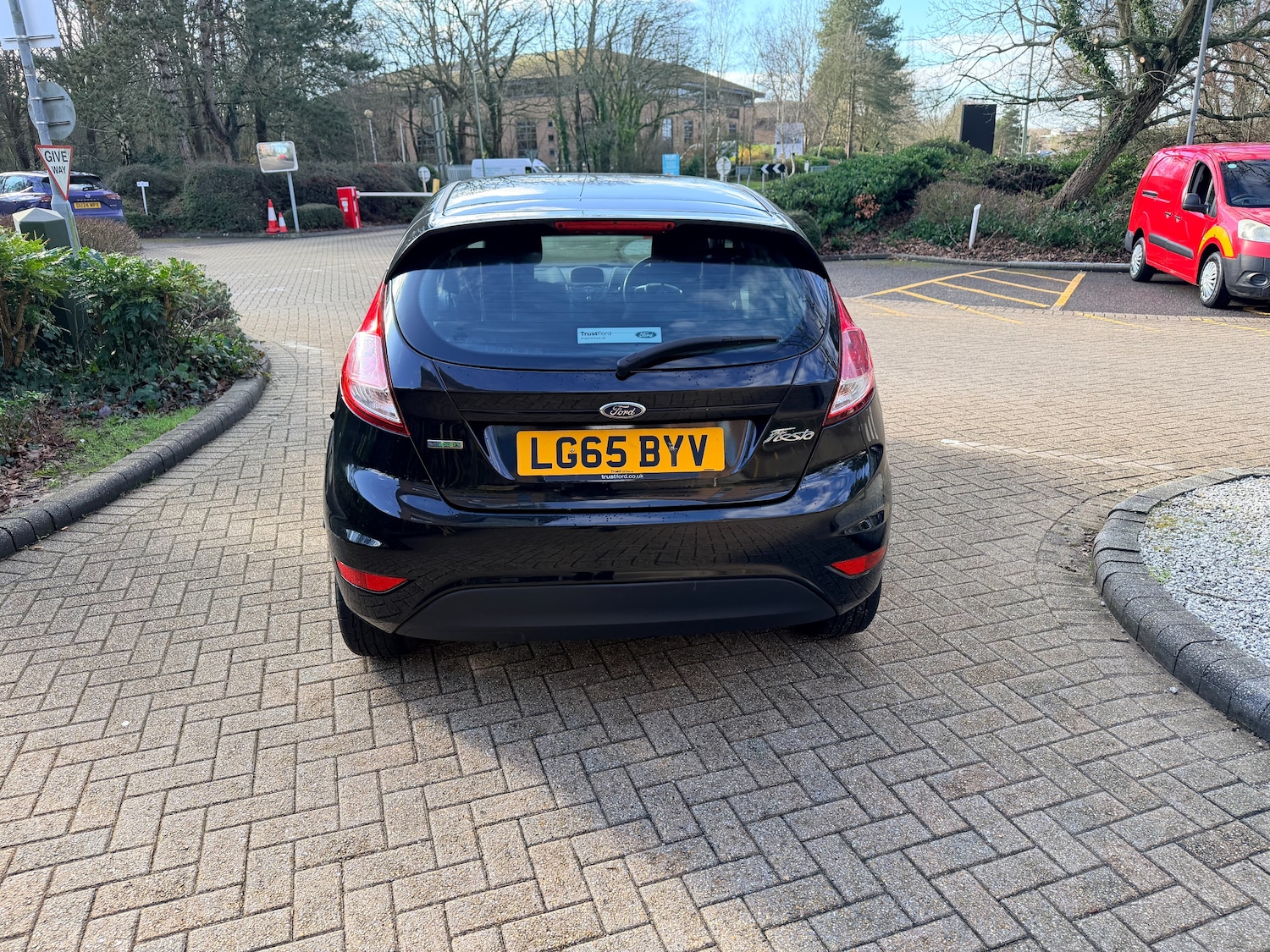 Used Ford Fiesta 2015 for sale - 77436331: Photo 9