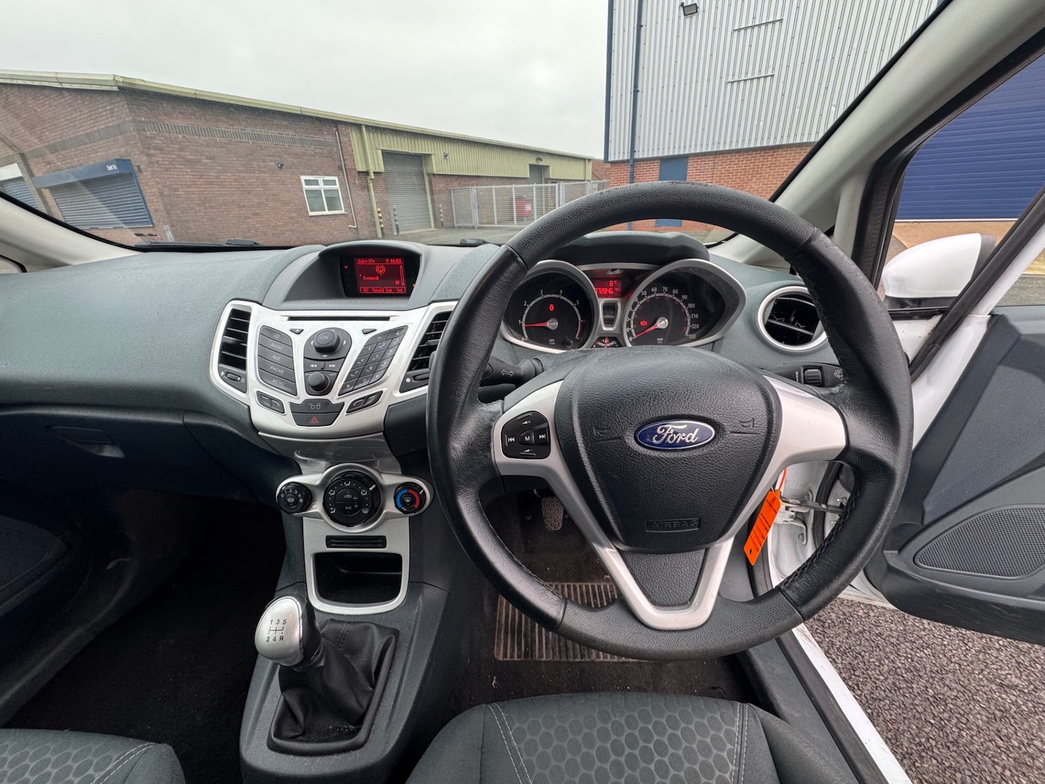 Used Ford Fiesta 2010 for sale - 77058559: Photo 17