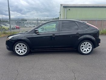 Used Ford Focus 2010 for sale - 78932175: Photo