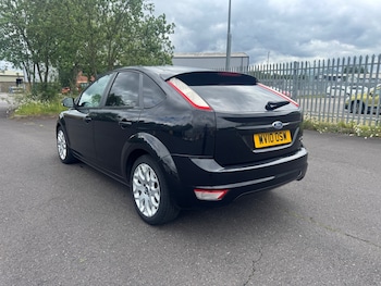 Used Ford Focus 2010 for sale - 78932175: Photo