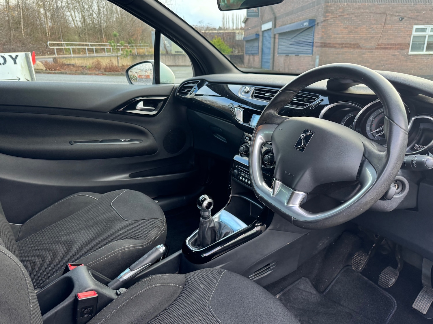 Used Citroen DS3 2014 for sale - 77022955: Photo 11