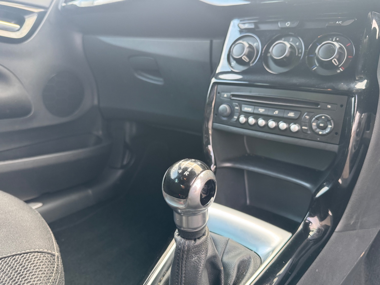 Used Citroen DS3 2014 for sale - 77022955: Photo 19