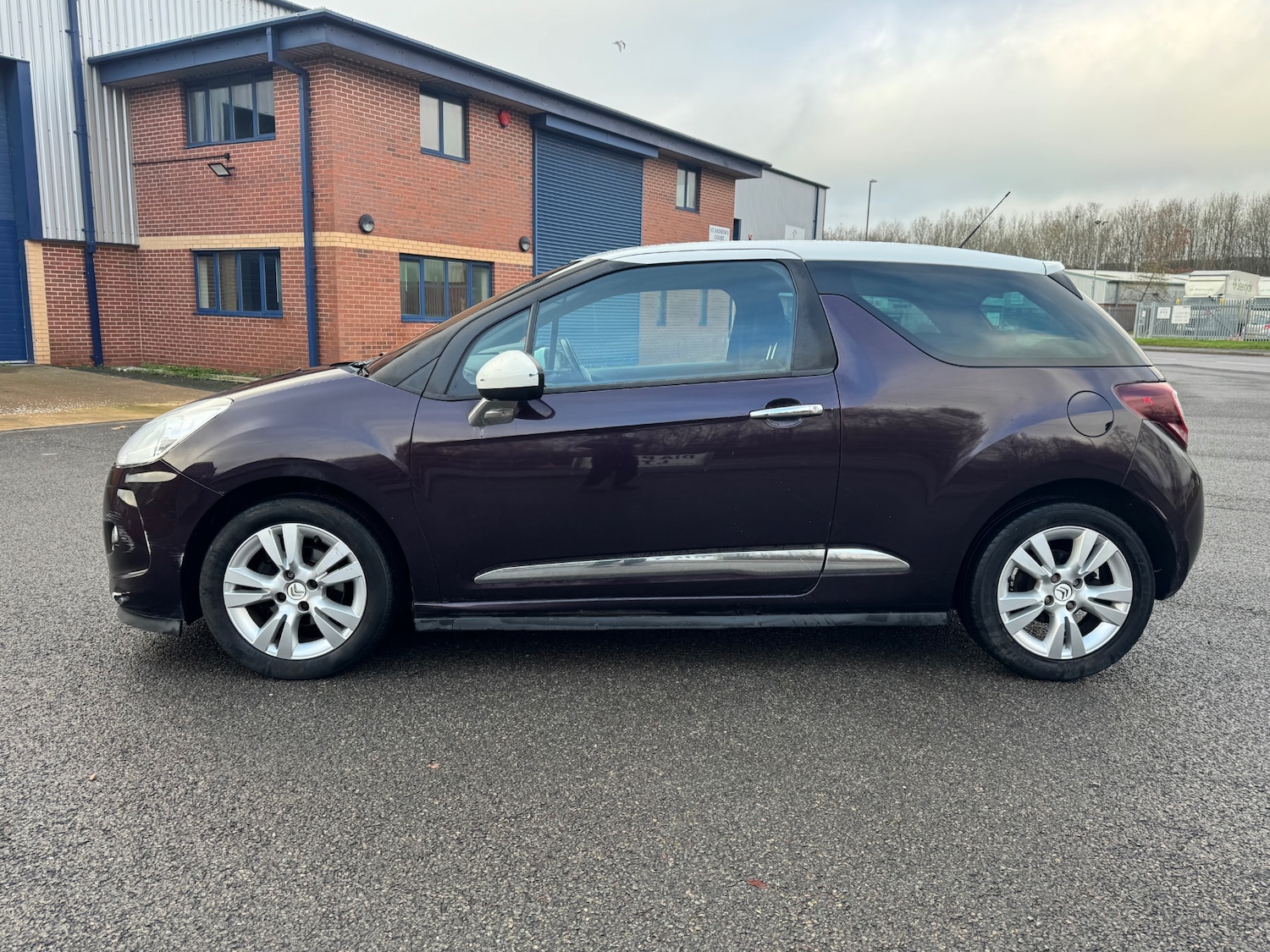 Used Citroen DS3 2014 for sale - 77022955: Photo 2