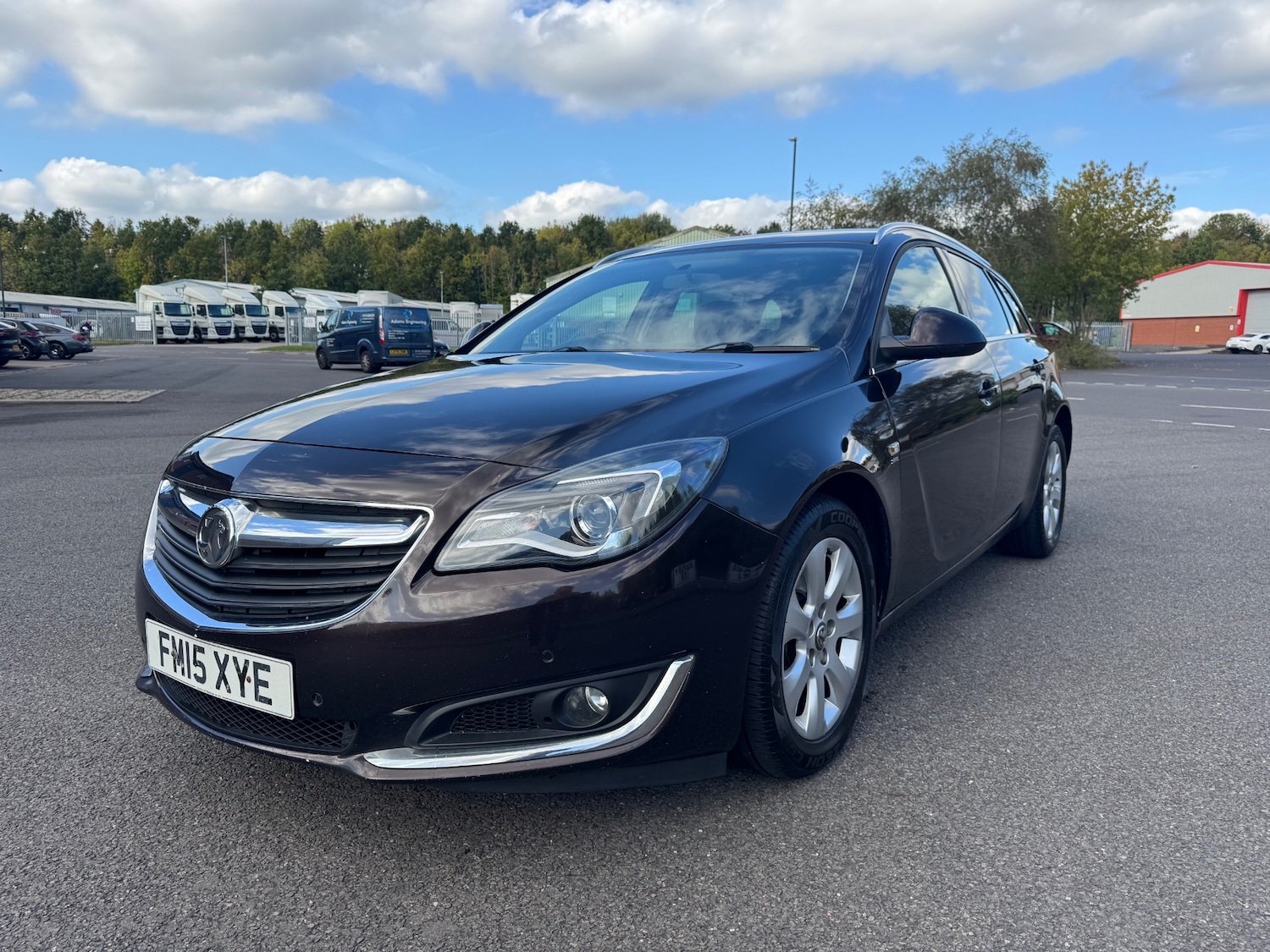 Used Vauxhall Insignia 2015 for sale - 76766551: Photo 1