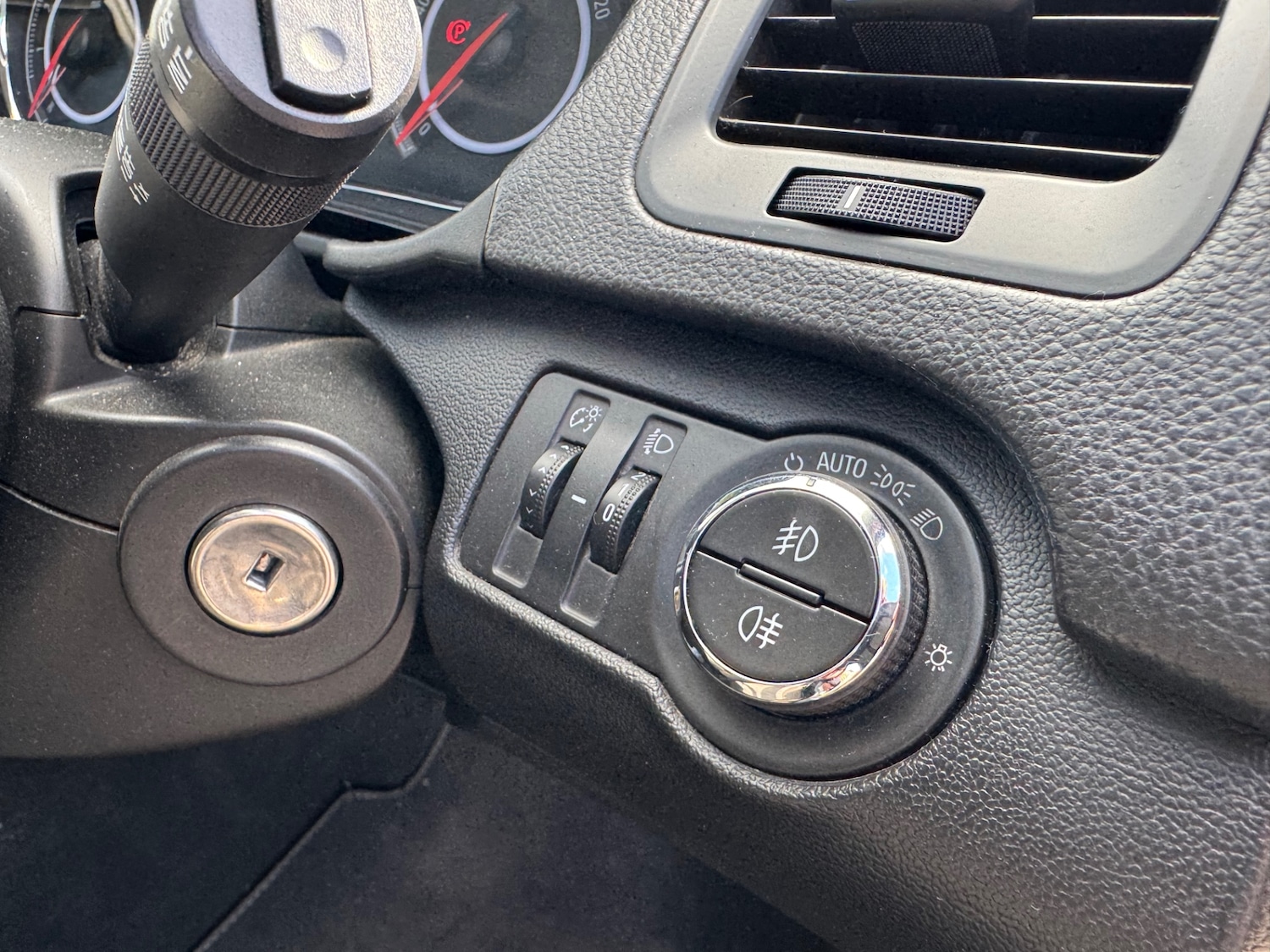 Used Vauxhall Insignia 2015 for sale - 76766551: Photo 18