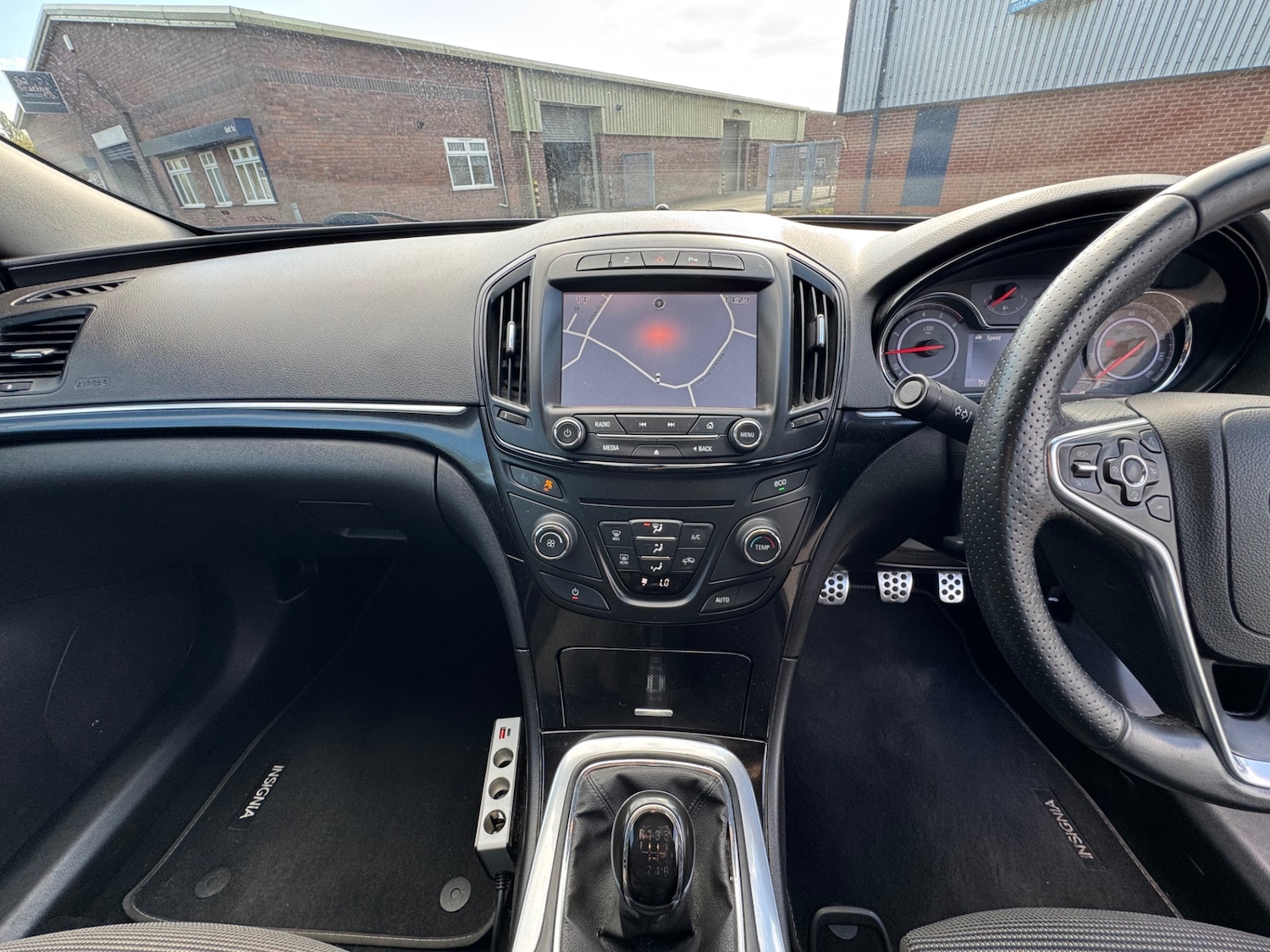 Used Vauxhall Insignia 2015 for sale - 76766551: Photo 27