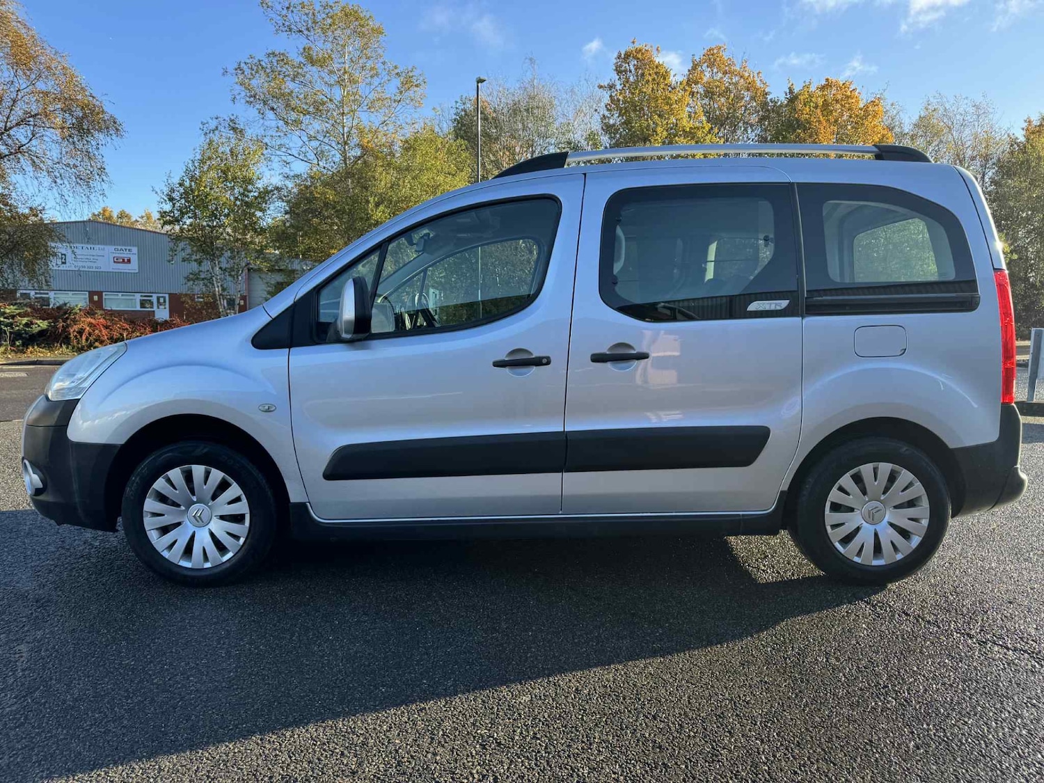 Used Citroen Berlingo Multispace 2012 for sale - 76762369: Photo 2