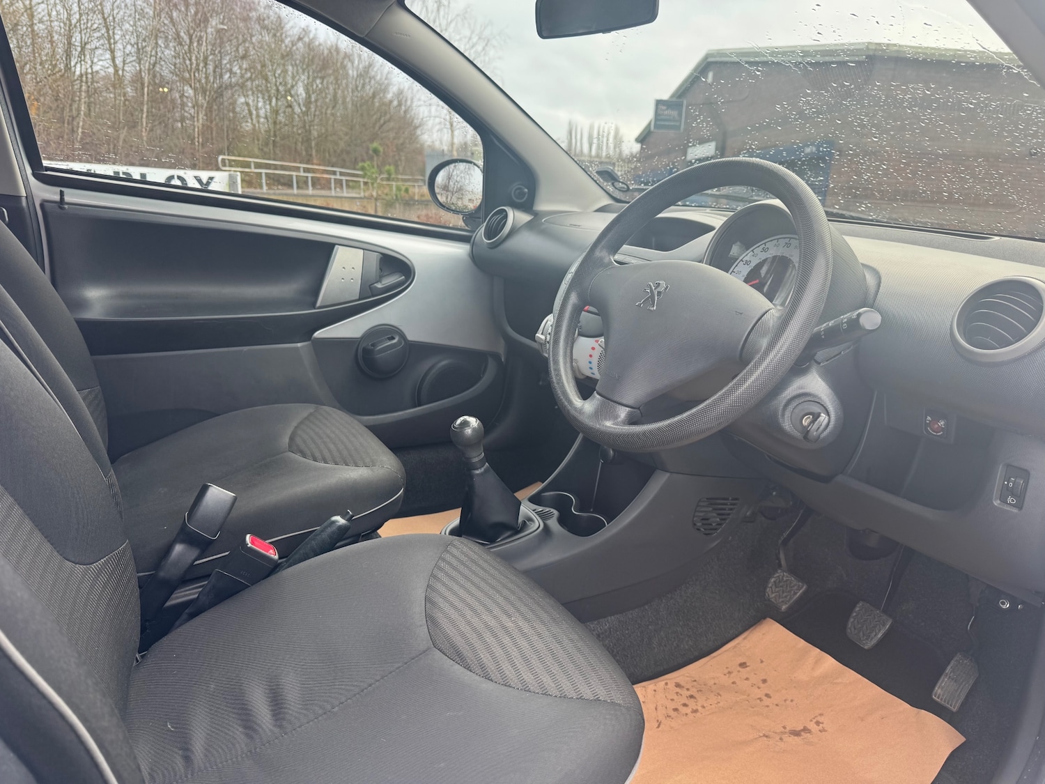 Used Peugeot 107 2013 for sale - 77266537: Photo 14