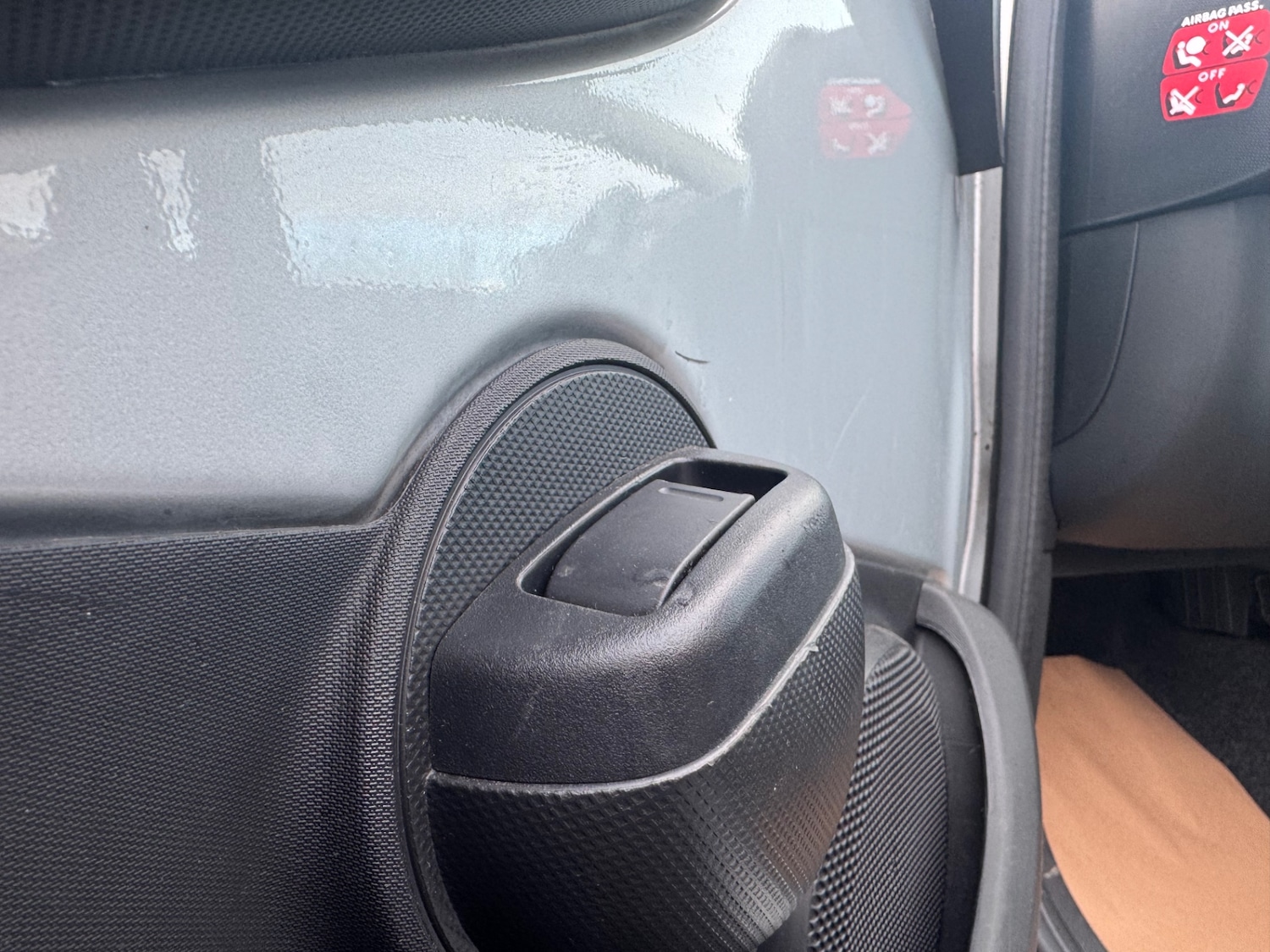 Used Peugeot 107 2013 for sale - 77266537: Photo 24