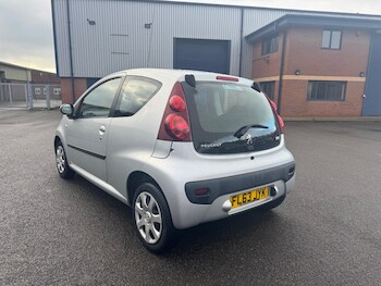 Used Peugeot 107 2013 for sale - 77266537: Photo