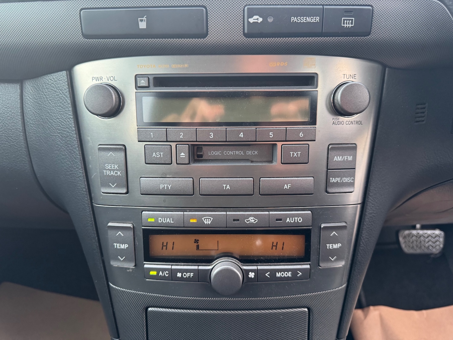 Used Toyota Avensis 2004 for sale - 77266542: Photo 21