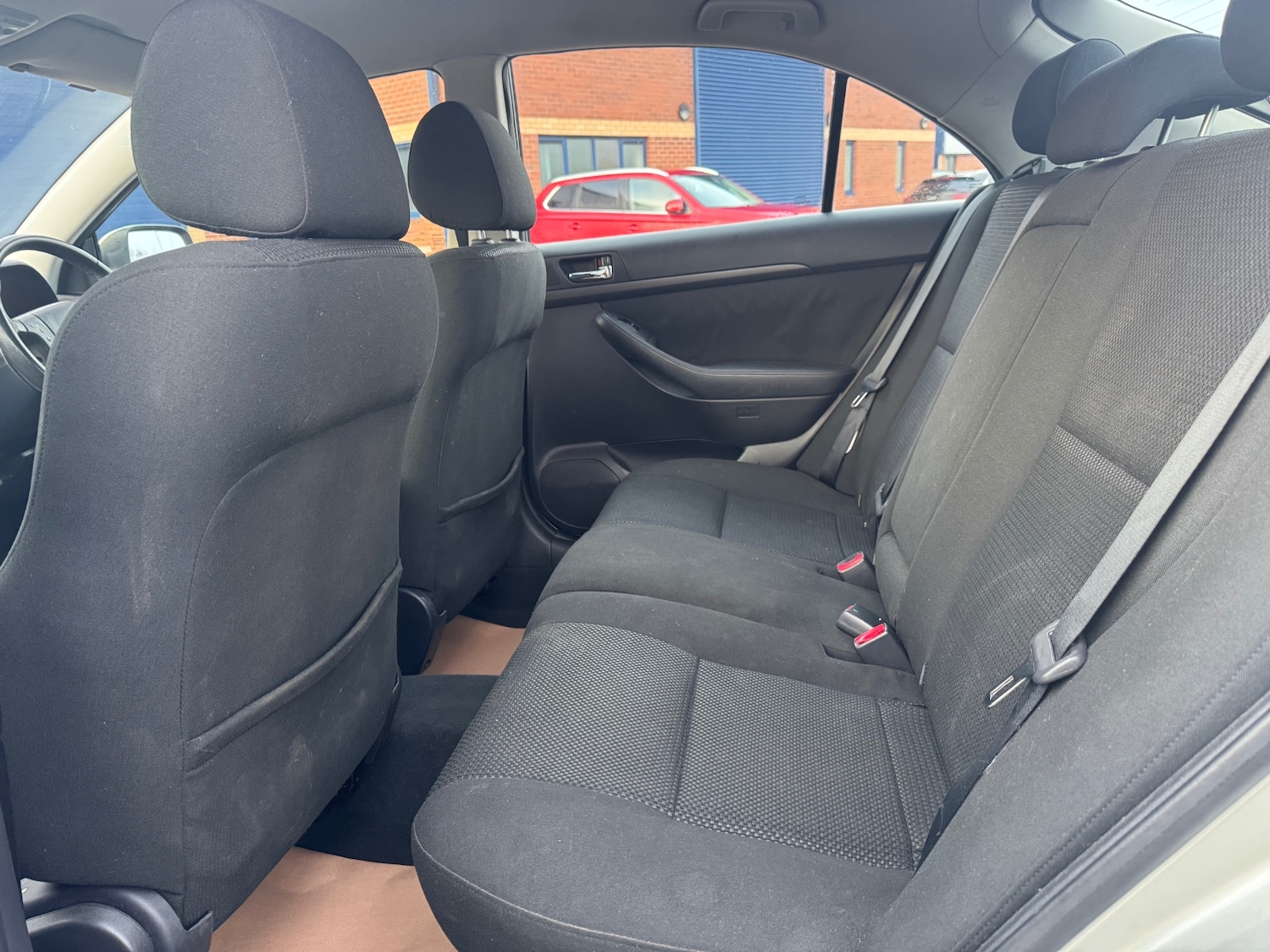 Used Toyota Avensis 2004 for sale - 77266542: Photo 28