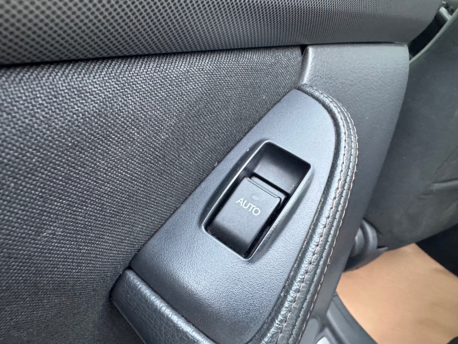 Used Toyota Avensis 2004 for sale - 77266542: Photo 29