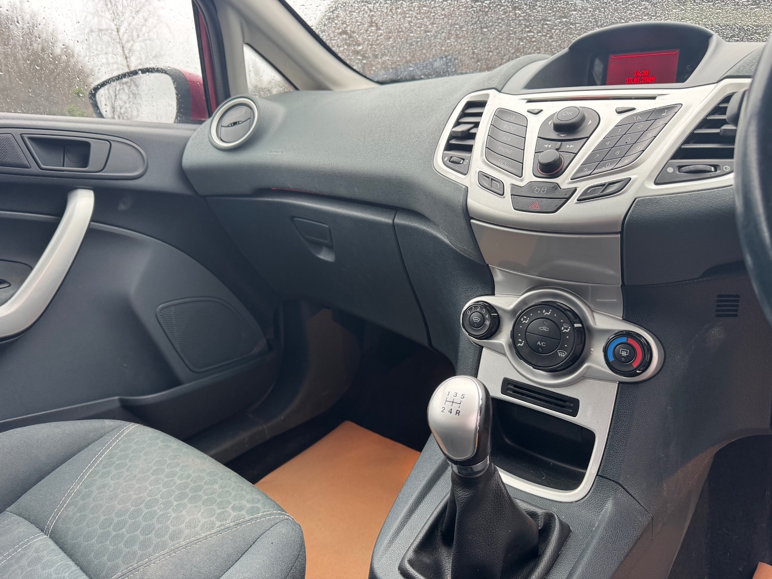 Used Ford Fiesta 2009 for sale - 77319175: Photo 20