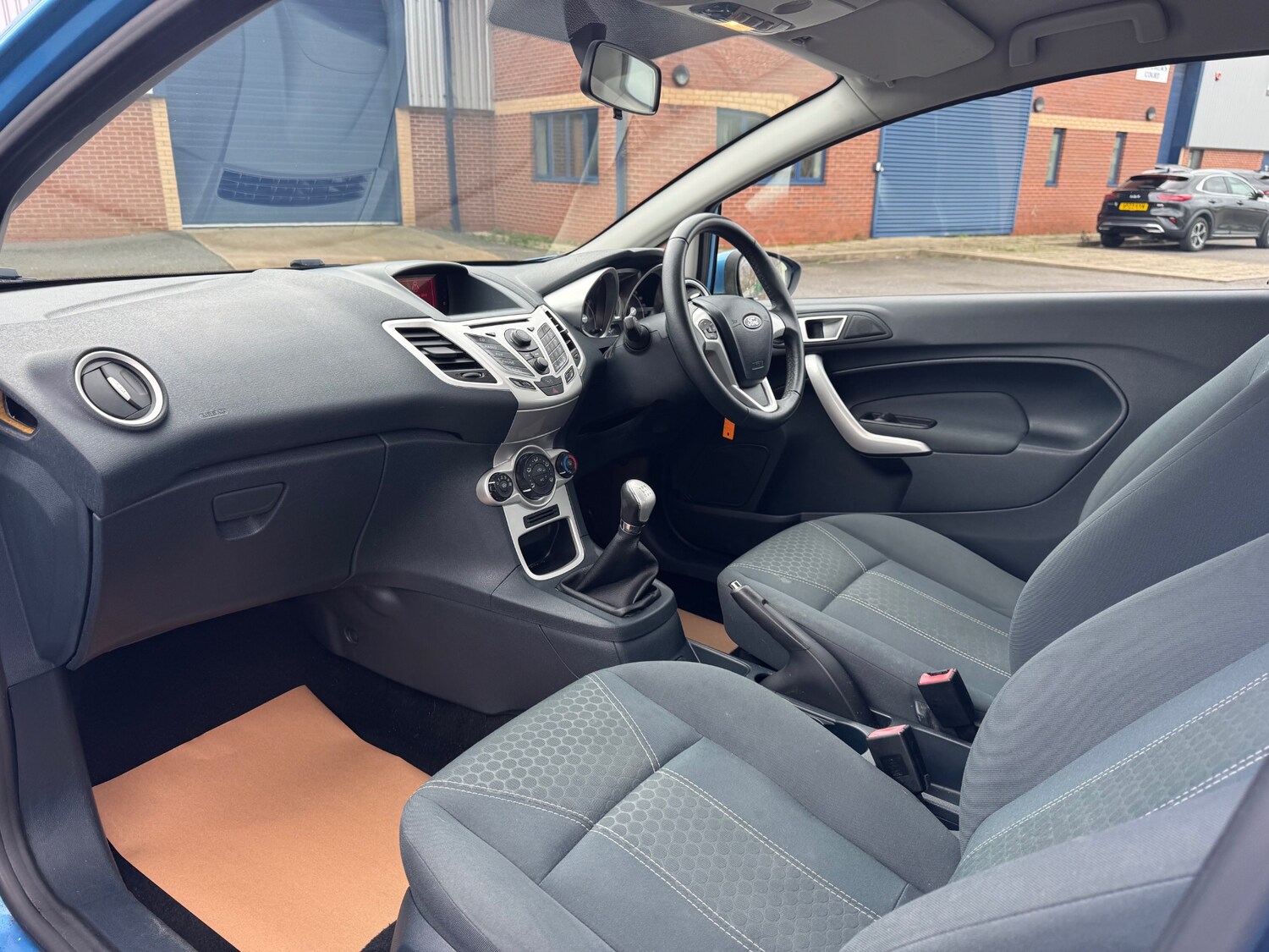 Used Ford Fiesta 2012 for sale - 77896396: Photo 25