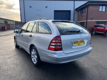 Used Mercedes-Benz C Class 2007 for sale - 77381014: Photo