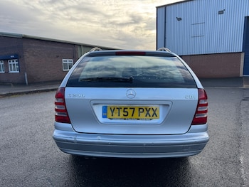 Used Mercedes-Benz C Class 2007 for sale - 77381014: Photo