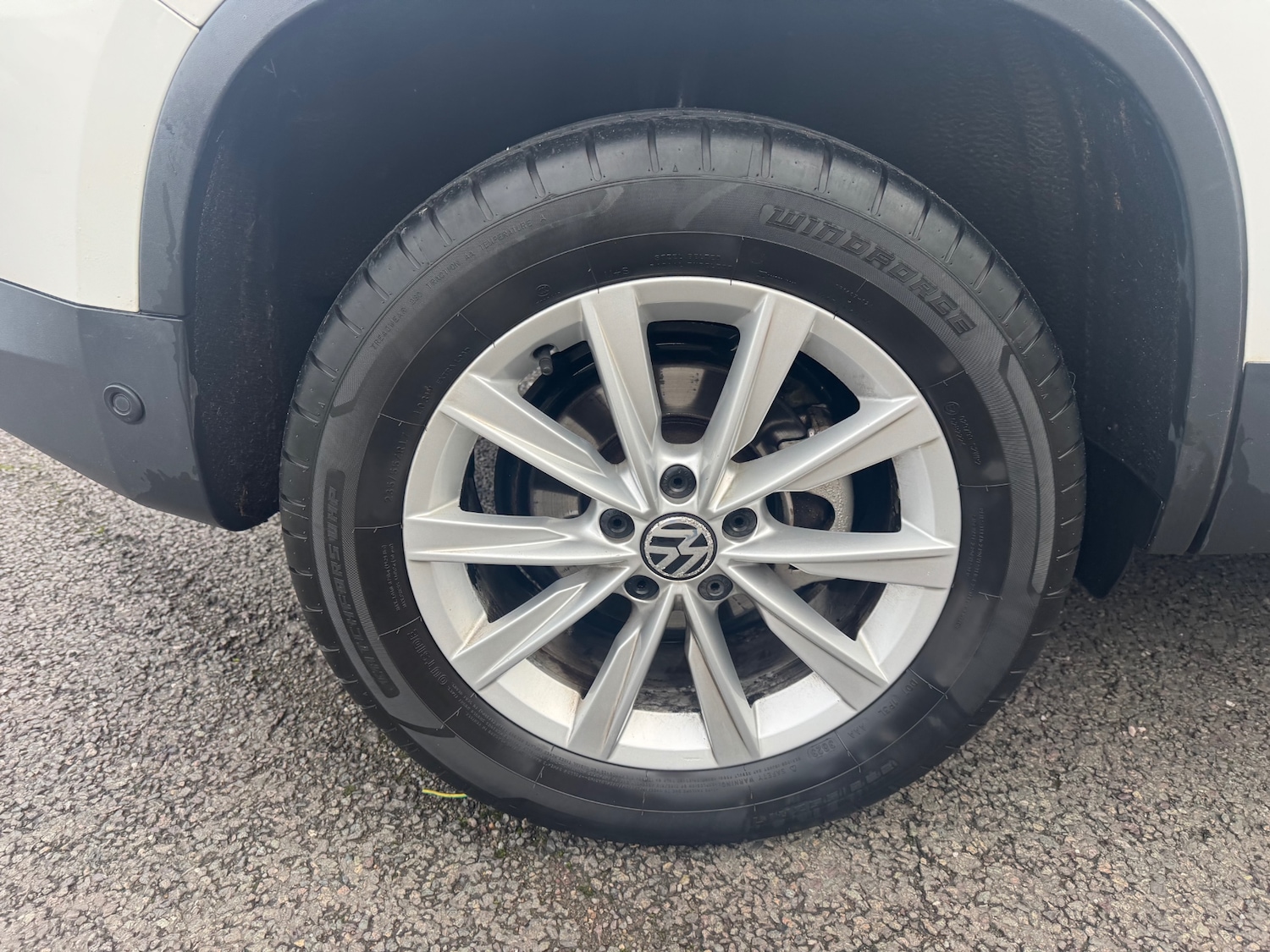 Used Volkswagen Tiguan 2011 for sale - 76940252: Photo 11