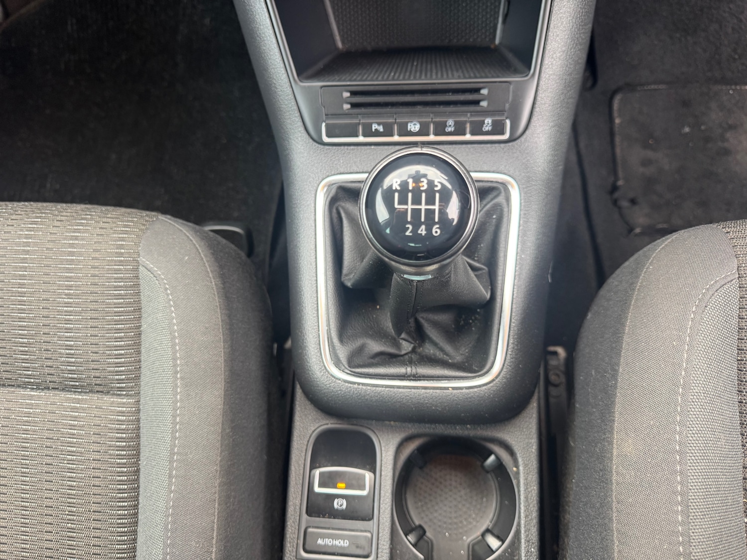 Used Volkswagen Tiguan 2011 for sale - 76940252: Photo 24