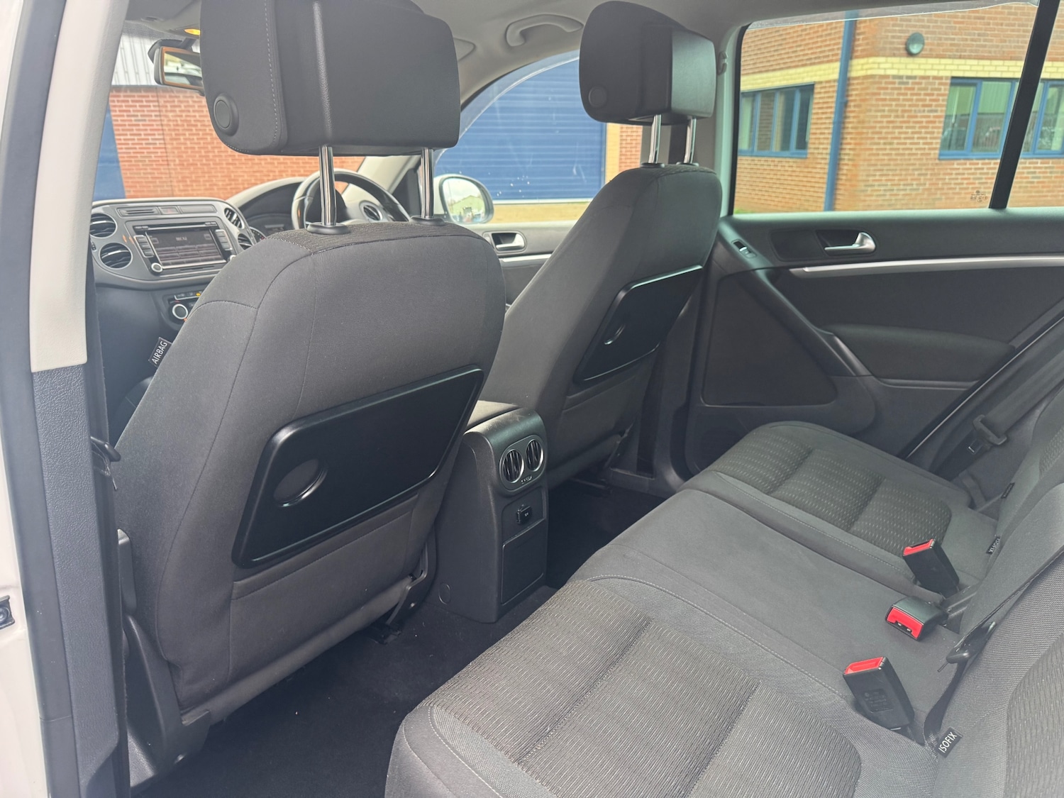 Used Volkswagen Tiguan 2011 for sale - 76940252: Photo 27