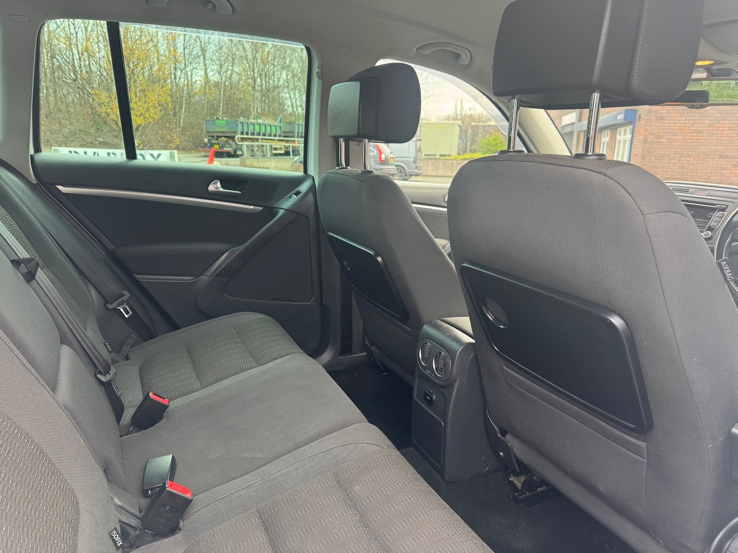 Used Volkswagen Tiguan 2011 for sale - 76940252: Photo 29