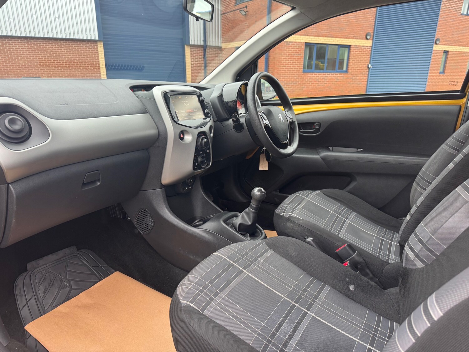 Used Peugeot 108 2016 for sale - 77434687: Photo 27