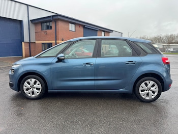 Used Citroen C4 Picasso 2015 for sale - 77160609: Photo