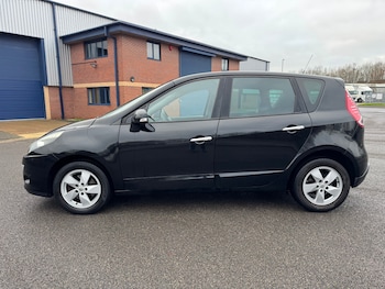 Used Renault Scenic 2011 for sale - 77055699: Photo