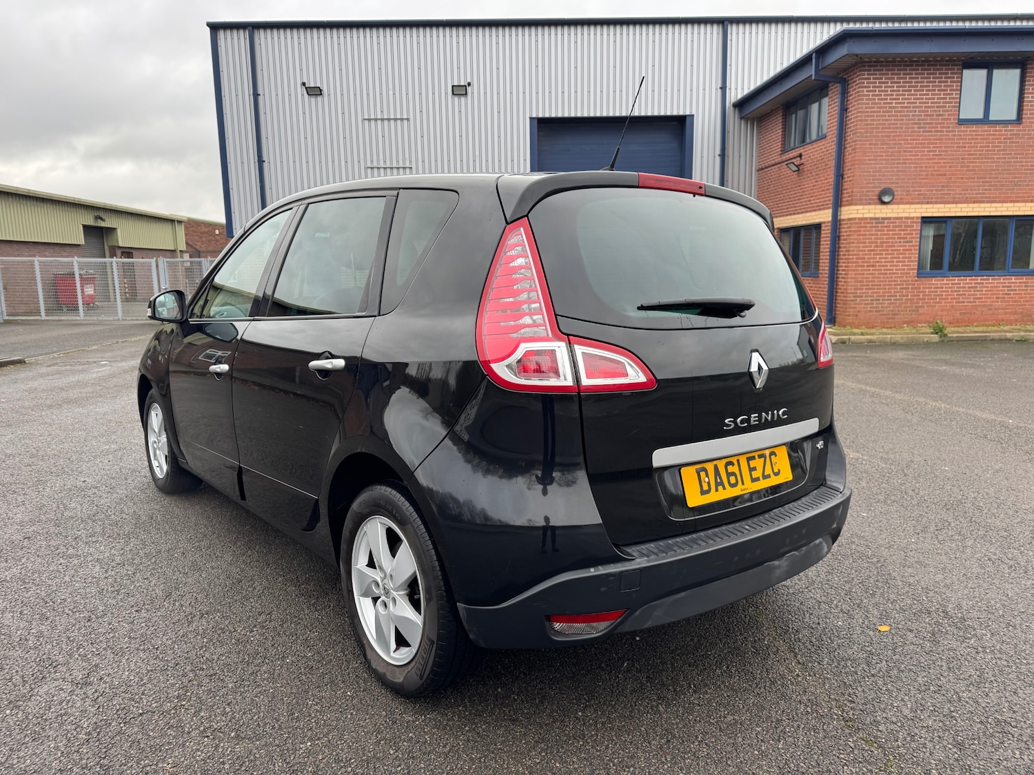 Used Renault Scenic 2011 for sale - 77055699: Photo 3