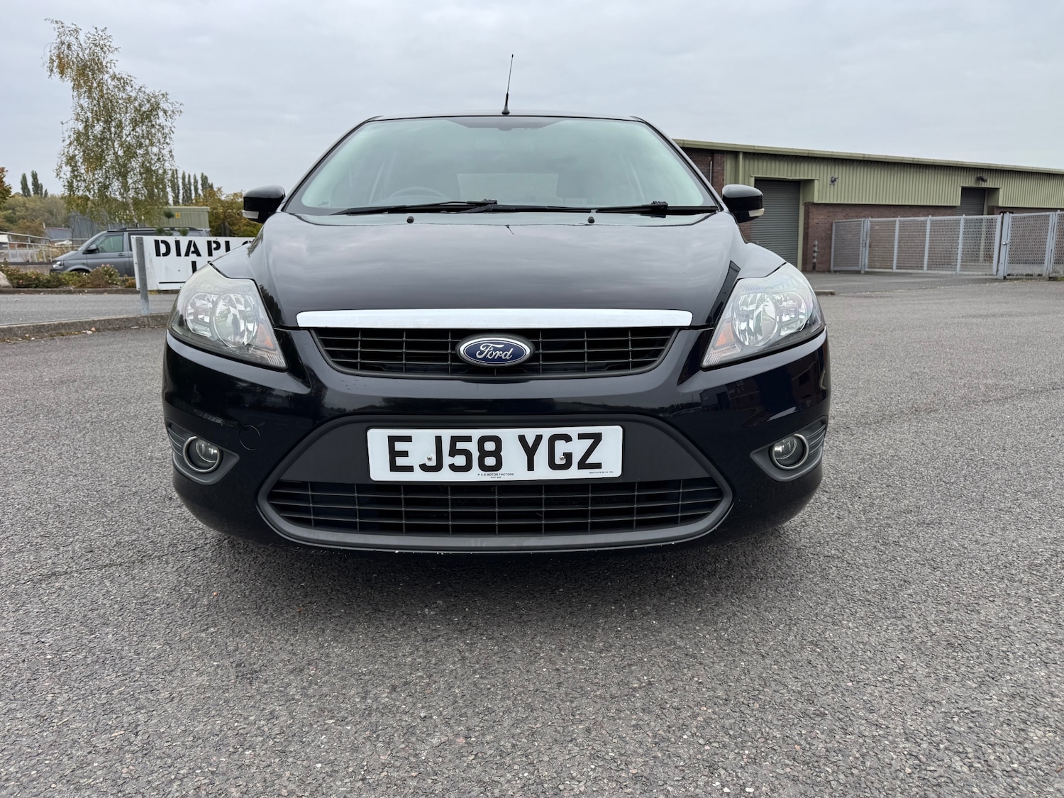 Used Ford Focus 2009 for sale - 76879521: Photo 2