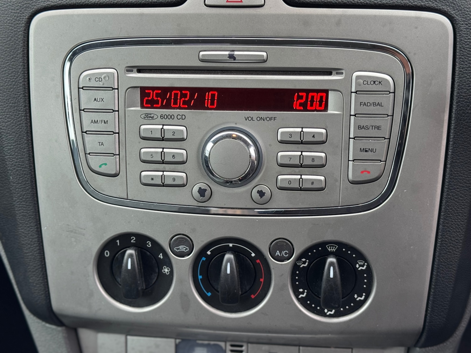 Used Ford Focus 2009 for sale - 76879521: Photo 22