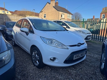 Used Ford Fiesta 2012 for sale - 77055704: Photo