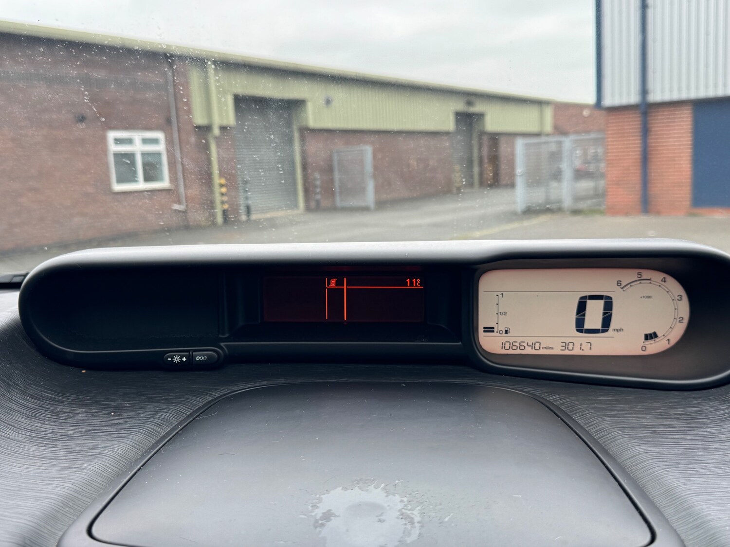 Used Citroen C3 Picasso 2014 for sale - 77434696: Photo 19