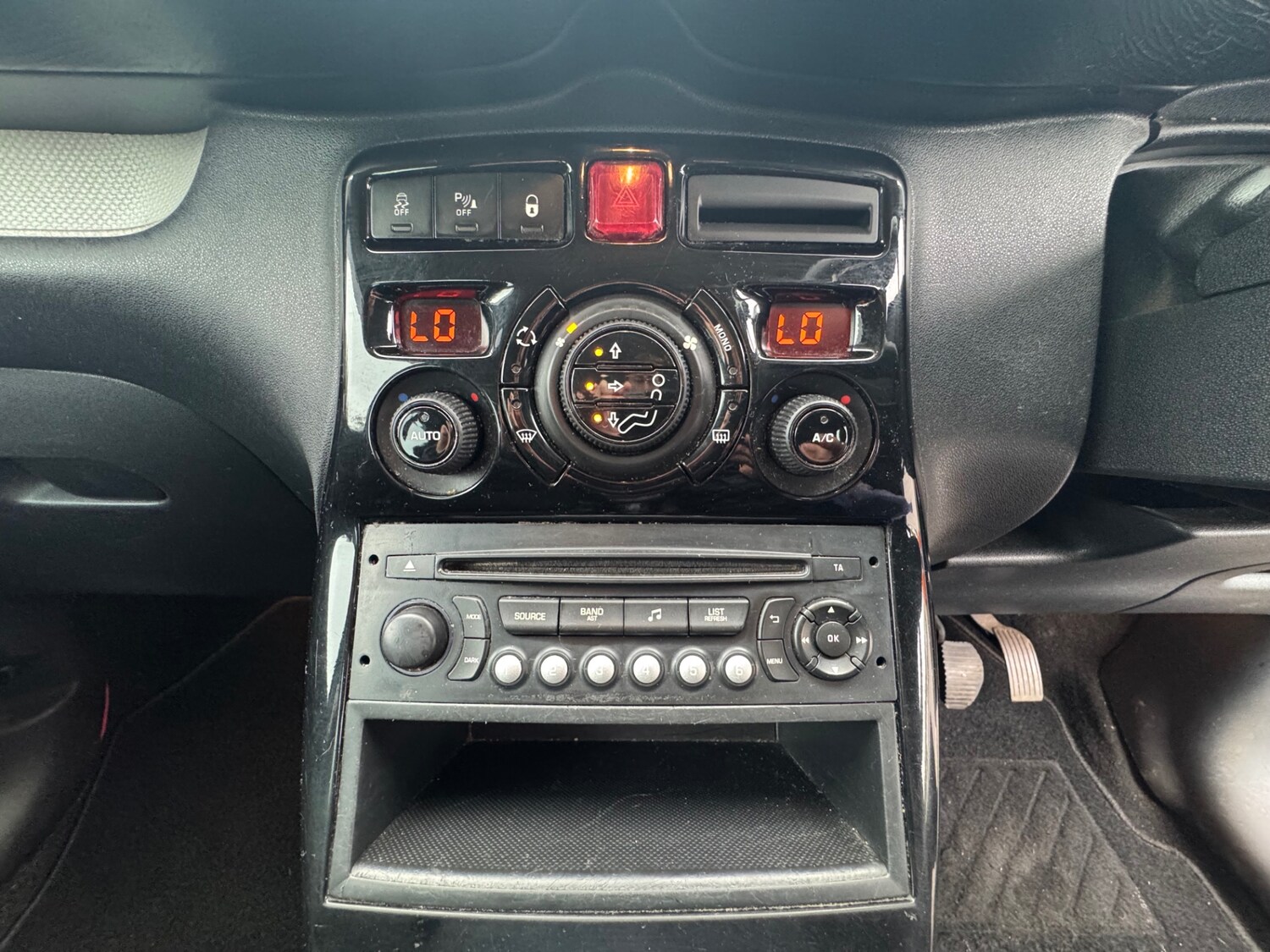 Used Citroen C3 Picasso 2014 for sale - 77434696: Photo 21