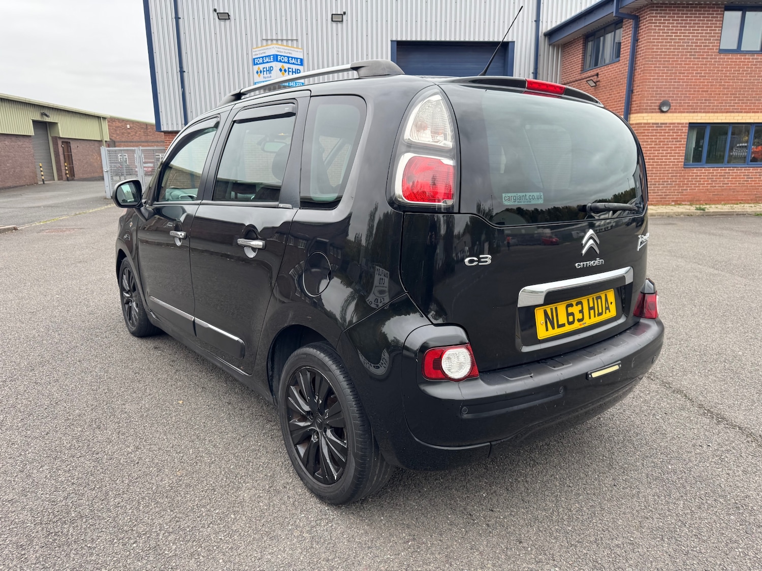 Used Citroen C3 Picasso 2014 for sale - 77434696: Photo 3