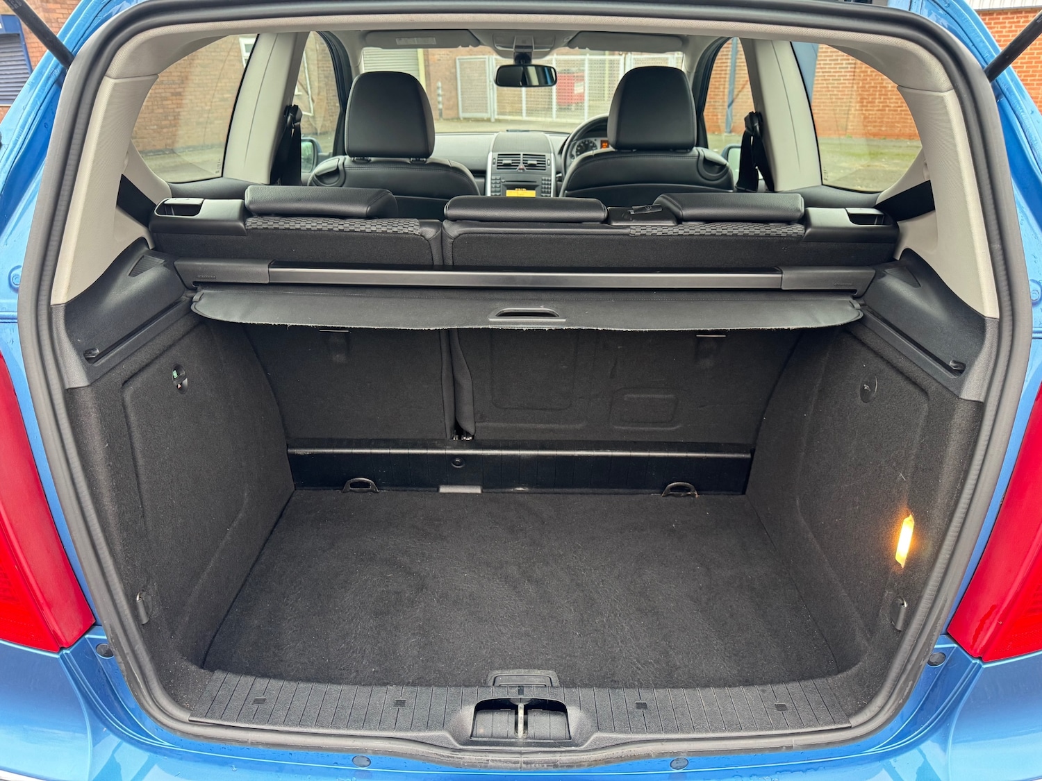 Used Mercedes-Benz A-Class 2009 for sale - 77055692: Photo 30