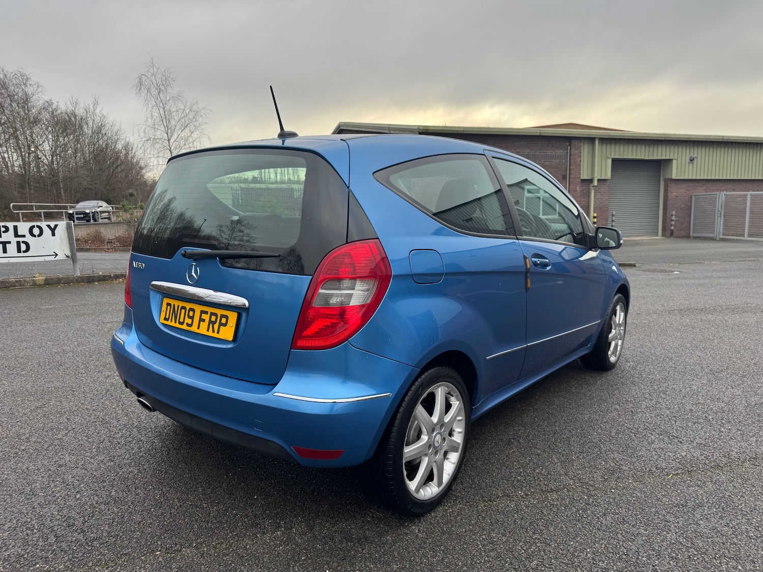 Used Mercedes-Benz A-Class 2009 for sale - 77055692: Photo 5