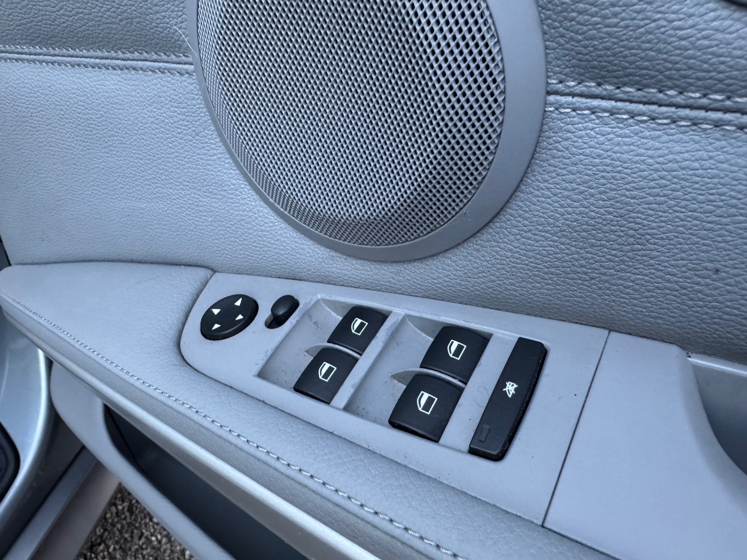 Used BMW 3 Series 2010 for sale - 77053141: Photo 16