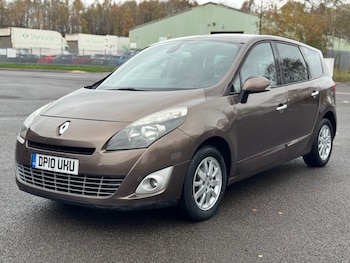 2010 (10) - 1.5 dCi Privilege TomTom 5dr