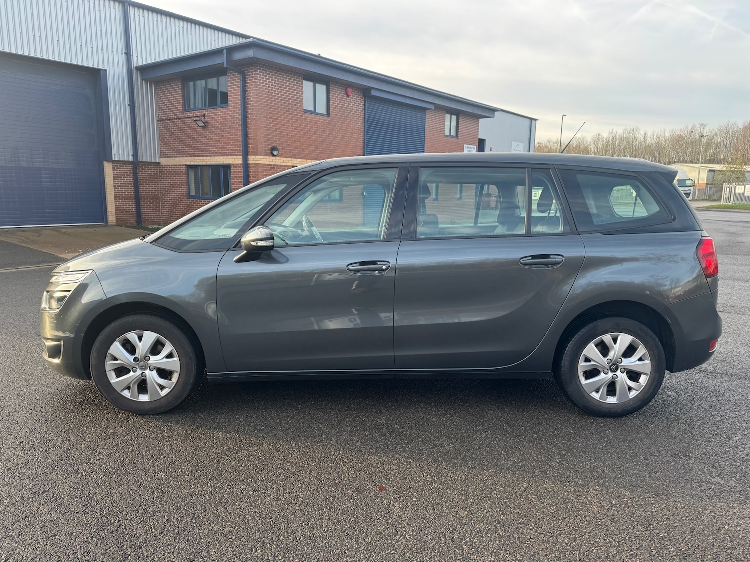 Used Citroen C4 Grand Picasso 2014 for sale - 76940248: Photo 2